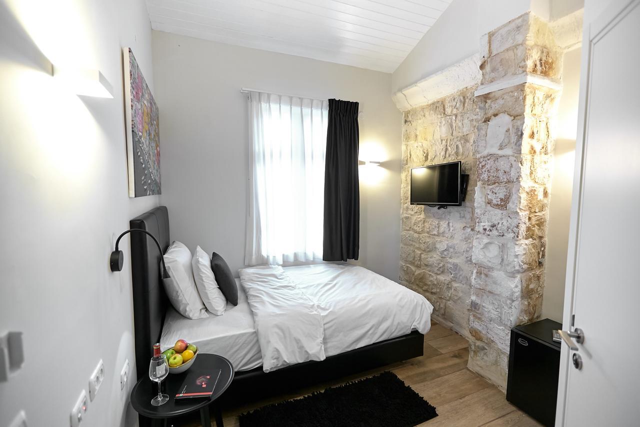 City Port Hotel Haifa Eksteriør billede