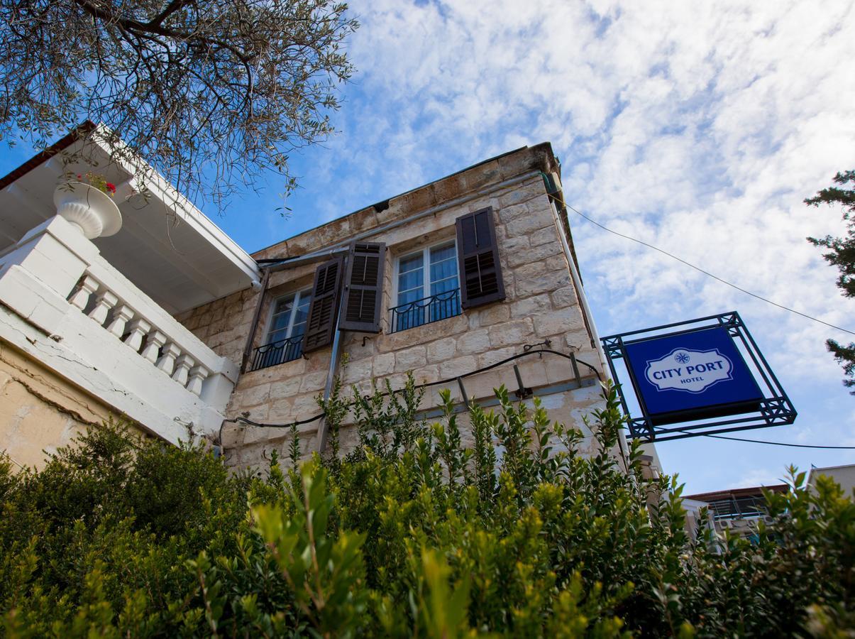 City Port Hotel Haifa Eksteriør billede